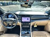 Thumbnail of 2025 Baltic Gray Metallic Clearcoat Jeep Grand Cherokee