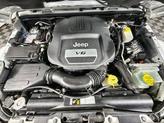 Thumbnail of 2015 Bright White Clearcoat Jeep Wrangler Unlimited