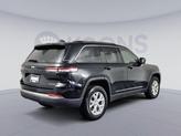 Thumbnail of 2023 Diamond Black Crystal Pearlcoat Jeep Grand Cherokee