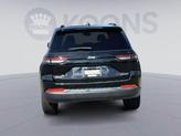 Thumbnail of 2025 Diamond Black Crystal Pearlcoat Jeep Grand Cherokee
