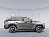 Thumbnail of 2025 Baltic Gray Metallic Clearcoat Jeep Grand Cherokee