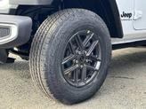 Thumbnail of 2025 Bright White Clearcoat Jeep Gladiator