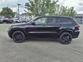 Thumbnail of 2022 Diamond Black Jeep Grand Cherokee