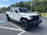 Thumbnail of 2022 Bright White Clearcoat Jeep Gladiator