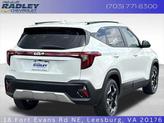 Thumbnail of 2025 Snow White Pearl Kia Seltos
