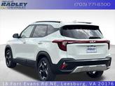 Thumbnail of 2025 Snow White Pearl Kia Seltos
