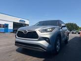 Thumbnail of 2020 Celestial Silver Metallic Toyota Highlander