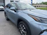 Thumbnail of 2021 Moon Dust Toyota Highlander