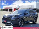Photo of 2023 Super Black Nissan Pathfinder