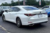 Thumbnail of 2019 Eminent White Pearl Lexus ES 350