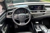 Thumbnail of 2019 Eminent White Pearl Lexus ES 350