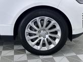 Thumbnail of 2020 Fuji White Land Rover Range Rover