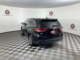 Thumbnail of 2018 Midnight Black Metallic Toyota Highlander