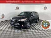 Photo of 2018 Midnight Black Metallic Toyota Highlander