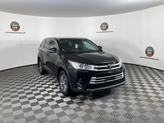 Thumbnail of 2018 Midnight Black Metallic Toyota Highlander