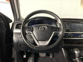 Thumbnail of 2018 Midnight Black Metallic Toyota Highlander