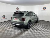 Thumbnail of 2025 Jungle Green Kia Sorento