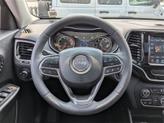Thumbnail of 2022 Bright White Clearcoat Jeep Cherokee