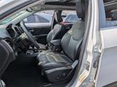Thumbnail of 2022 Bright White Clearcoat Jeep Cherokee