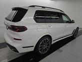 Thumbnail of 2024 Mineral White Metallic BMW X7