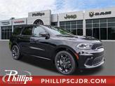 Photo of 2025 DB Black Crystal Clearcoat Dodge Durango