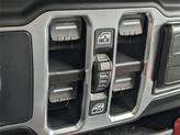 Thumbnail of 2025 Granite Crystal Clearcoat Metallic Jeep Gladiator