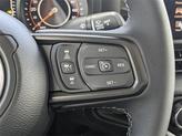 Thumbnail of 2025 Granite Crystal Clearcoat Metallic Jeep Gladiator