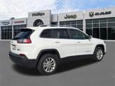 Thumbnail of 2019 Bright White Clearcoat Jeep Cherokee