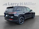 Thumbnail of 2025 Diamond Black Jeep Grand Cherokee