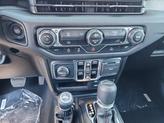 Thumbnail of 2025 Granite Crystal Clearcoat Metallic Jeep Gladiator