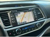 Thumbnail of 2018 Celestial Silver Metallic Toyota Highlander