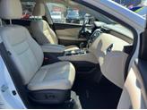Thumbnail of 2024 Pearl White Tricoat Nissan Murano