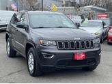 Thumbnail of 2017 Granite Crystal Metallic Clearcoat Jeep Grand Cherokee