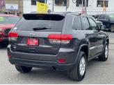Thumbnail of 2017 Granite Crystal Metallic Clearcoat Jeep Grand Cherokee