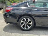 Thumbnail of 2017 Crystal Black Pearl Honda Accord