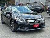 Thumbnail of 2017 Crystal Black Pearl Honda Accord