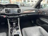 Thumbnail of 2017 Crystal Black Pearl Honda Accord