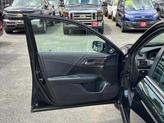 Thumbnail of 2017 Crystal Black Pearl Honda Accord