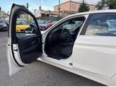 Thumbnail of 2015 Mineral White Metallic BMW 335