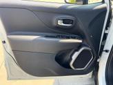 Thumbnail of 2022 Alpine White Clearcoat Jeep Renegade