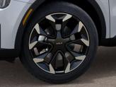 Thumbnail of 2025 Glacial White Pearl Kia Sorento