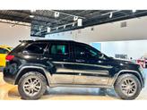 Thumbnail of 2017 Diamond Black Crystal Pearlcoat Jeep Grand Cherokee