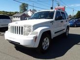 Photo of 2011 White Jeep Liberty