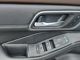 Thumbnail of 2021 Pearl White Tricoat Nissan Rogue