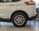 Thumbnail of 2022 Oxford White Ford Edge