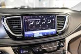 Thumbnail of 2020 Bright White Clearcoat Chrysler Pacifica