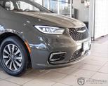 Thumbnail of 2020 Bright White Clearcoat Chrysler Pacifica
