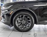 Thumbnail of 2025 Infinite Black Metallic Clearcoat Lincoln Nautilus