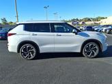 Thumbnail of 2022 White Diamond Mitsubishi Outlander