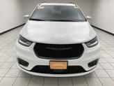 Thumbnail of 2022 Bright White Clearcoat Chrysler Pacifica